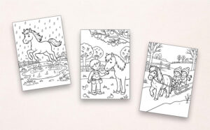 Drei Beispiel-Ausmalbilder aus „Mein Malbuch Pferde & Ponys“ mit Pferd im Regen, Kind beim Füttern eines Ponys und zwei Kindern auf einem Pony-Schlitten im Schnee